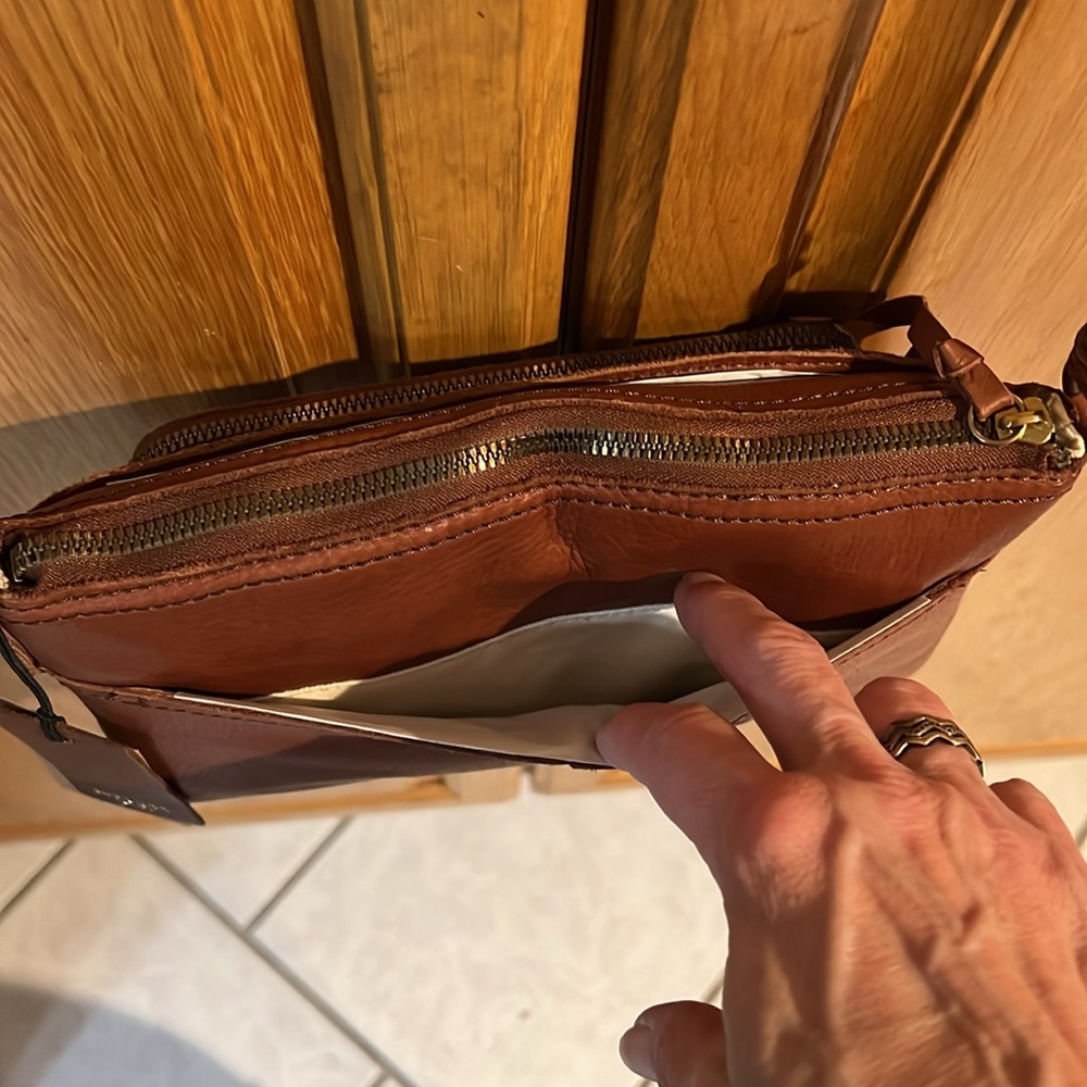 Margot Molly CB Tan Leather Crossbody bag - Picture 9 of 14